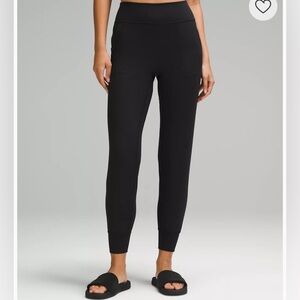 lululemon align jogger, black 
,size 4